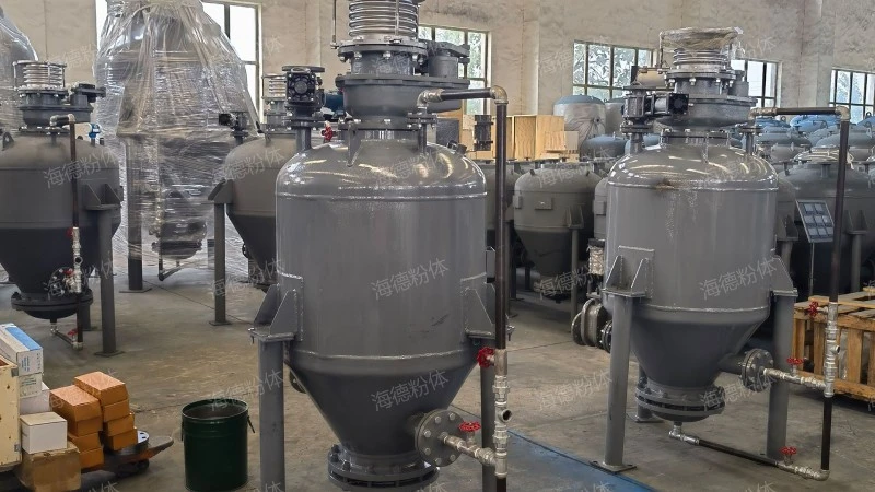 HDF type powder conveying pump