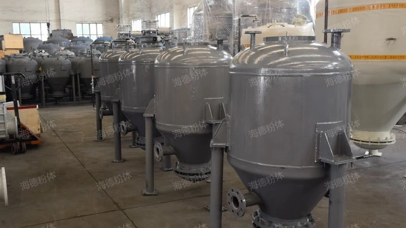Pulse type silo powder conveying pump