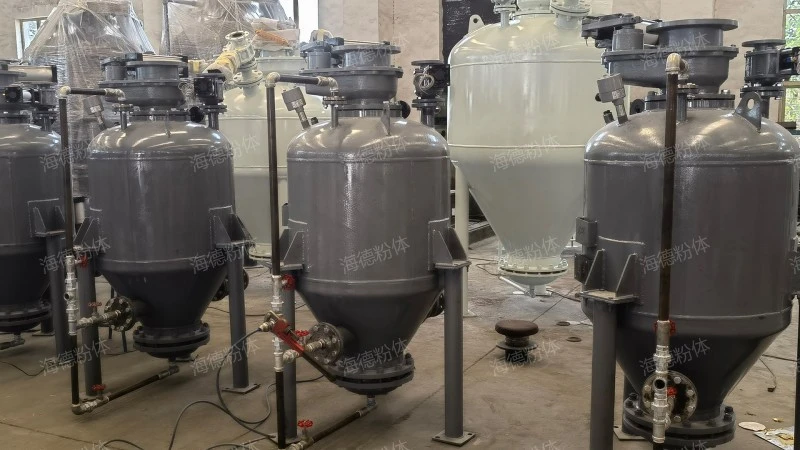 HDF type powder conveying pump
