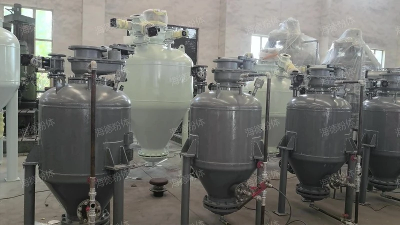 Horizontal silo pneumatic conveying pump
