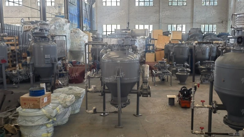 HDV type powder conveying pump