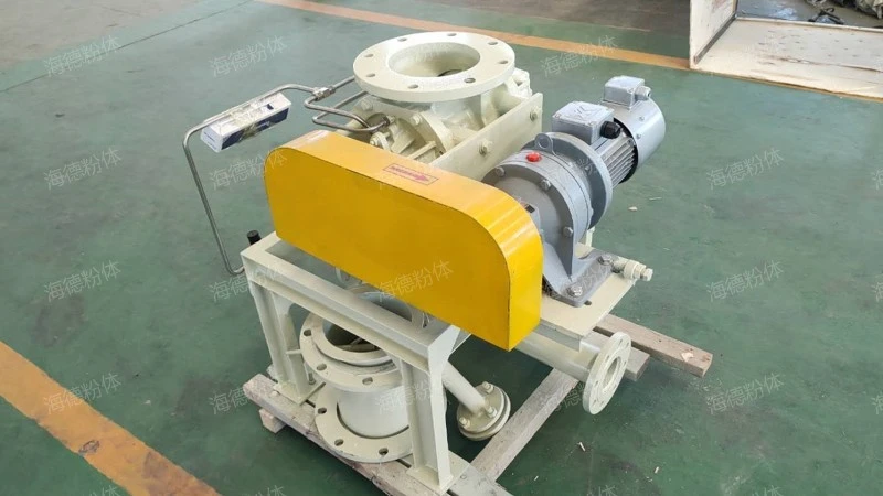 Vacuum star unloader