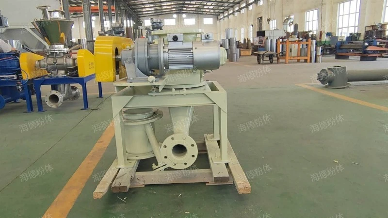 Alloy steel round mouth discharger