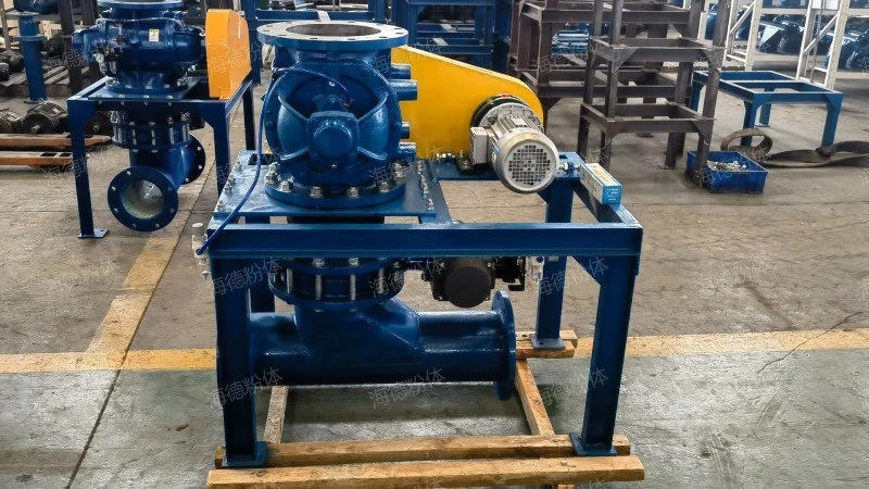 Bipolar series feeder