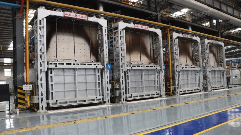 Automatic temperature regulating tube type roasting furnace