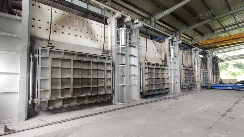 Quenching furnace box type